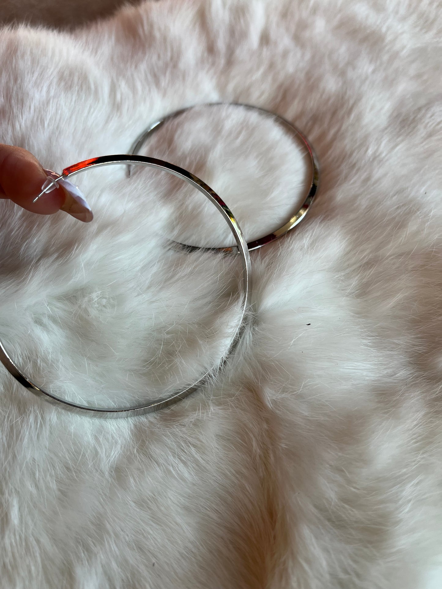 SILVER SHARPENED HOOPS