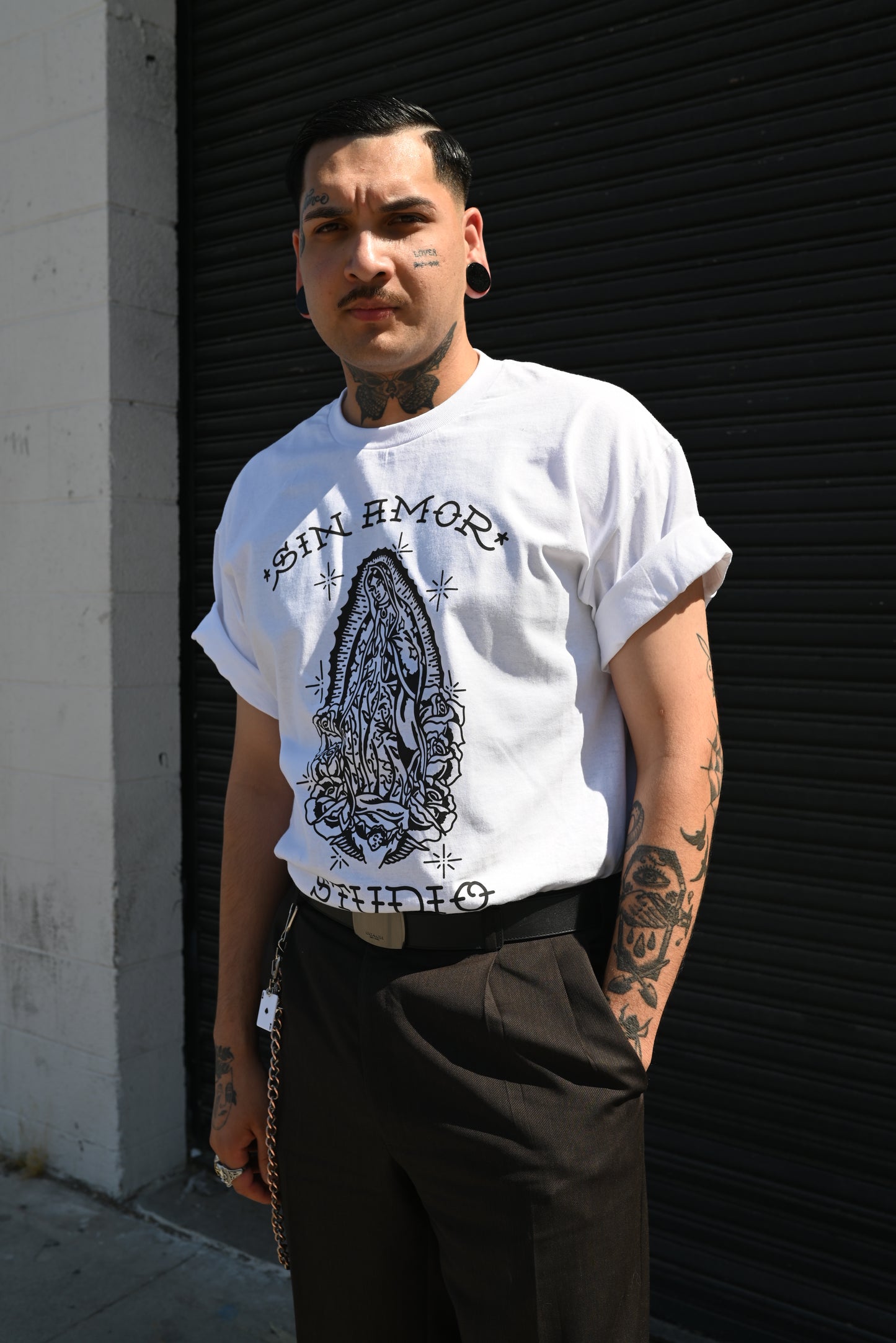 SIN AMOR BASILICA TEE