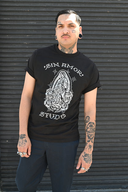 SIN AMOR BASILICA TEE